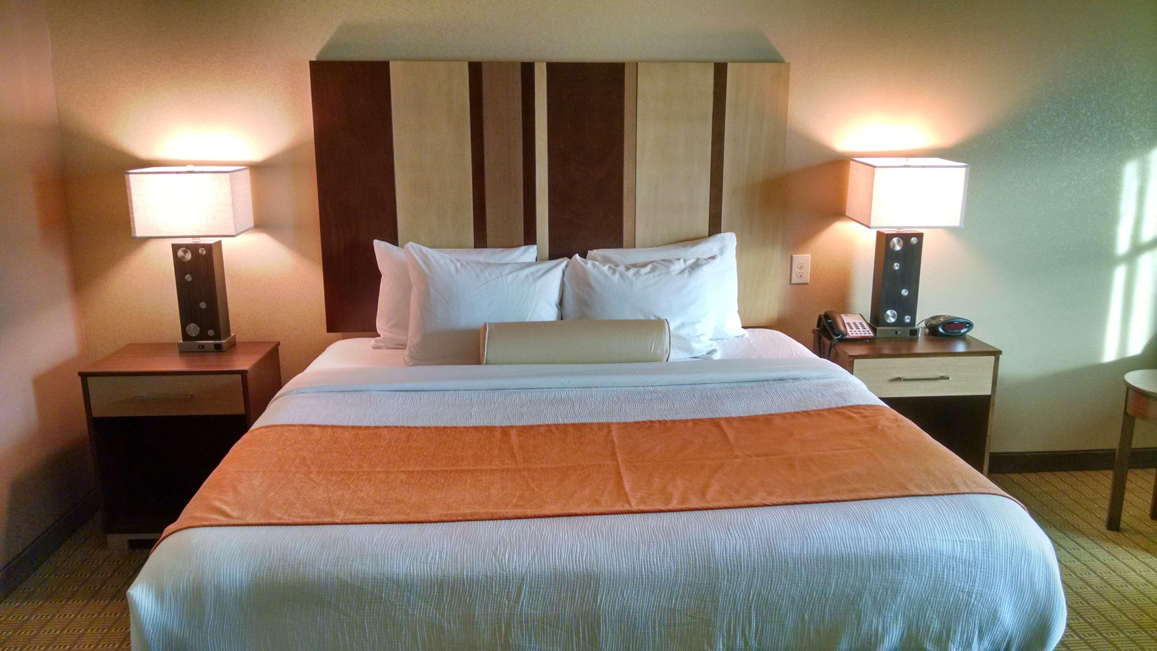 Best Western Plus Flatonia Inn Buitenkant foto