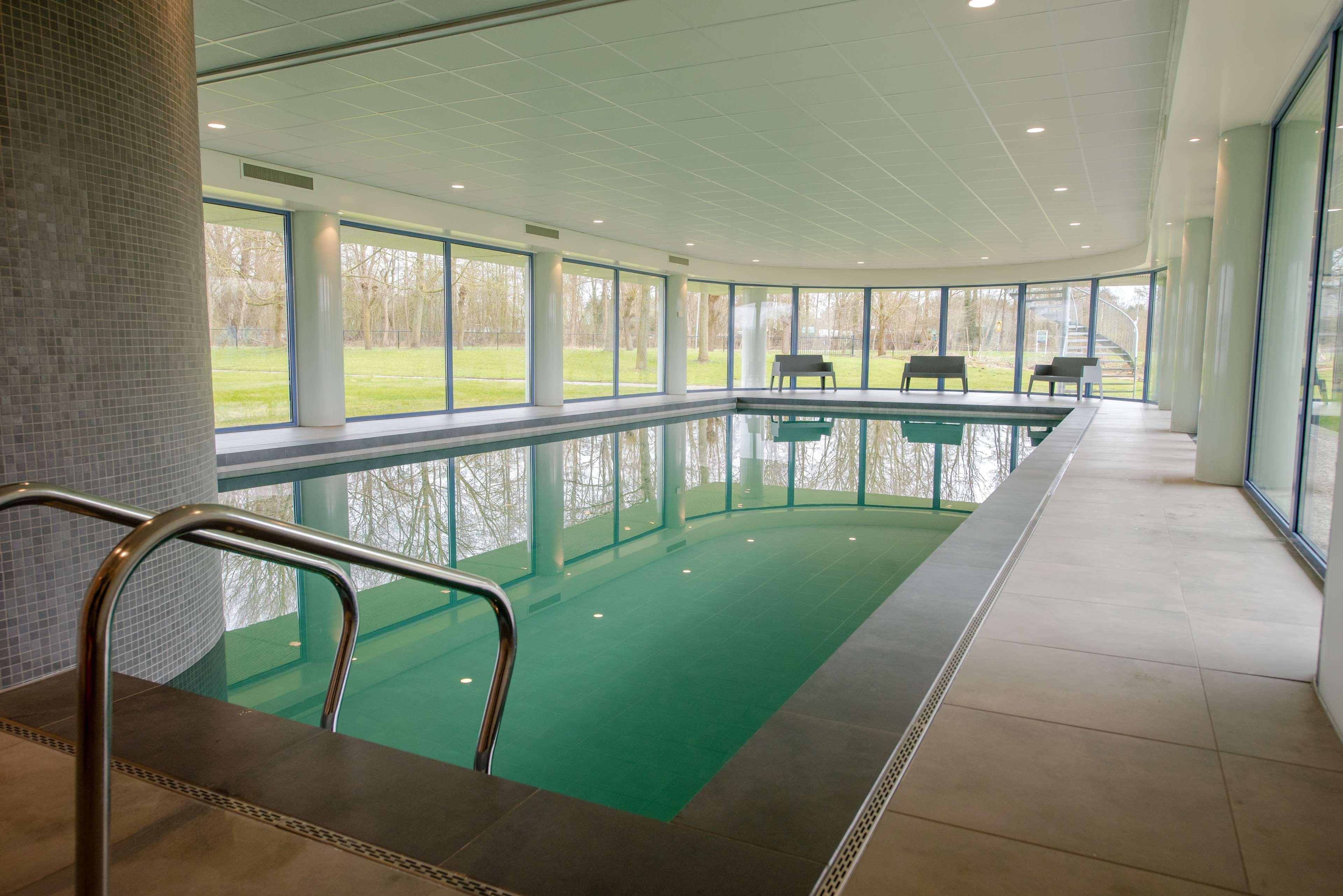 Best Western Plus Flatonia Inn Buitenkant foto